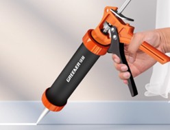 Pistolet à silicone